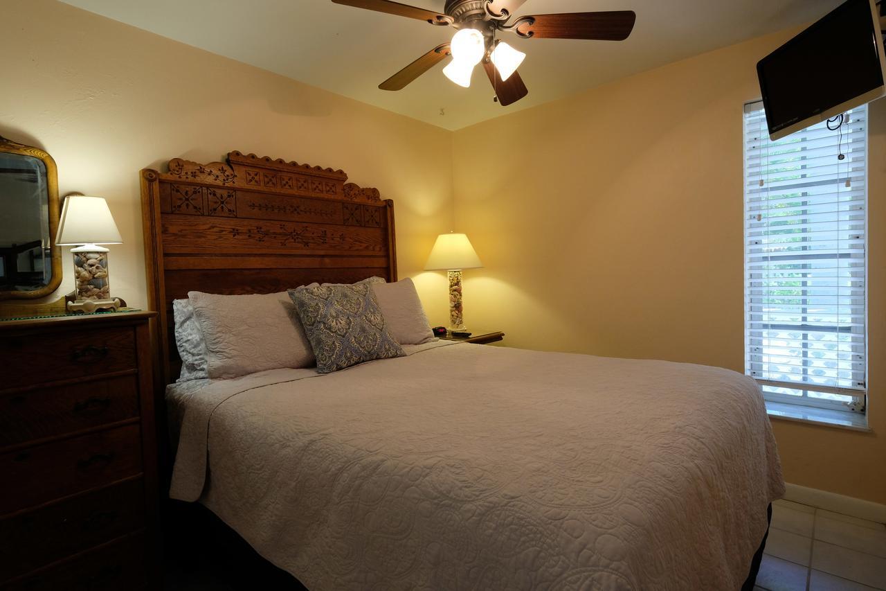Seahorse Cottages - Adults Only Sanibel Exterior foto